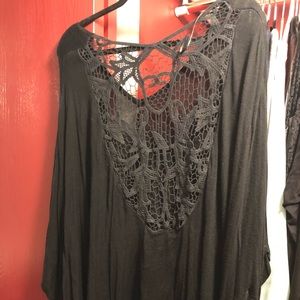 Oversized open back shirt